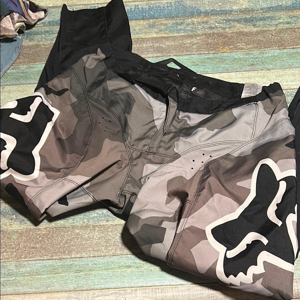 Fox riding pants